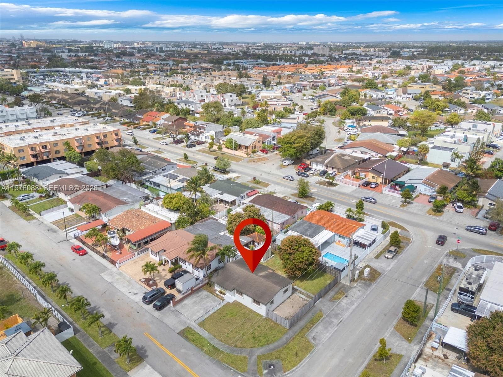 1005 W 36th Pl, Hialeah FL 33012 — 28