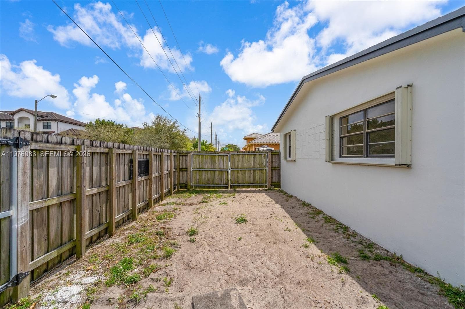 1005 W 36th Pl, Hialeah FL 33012 — 5