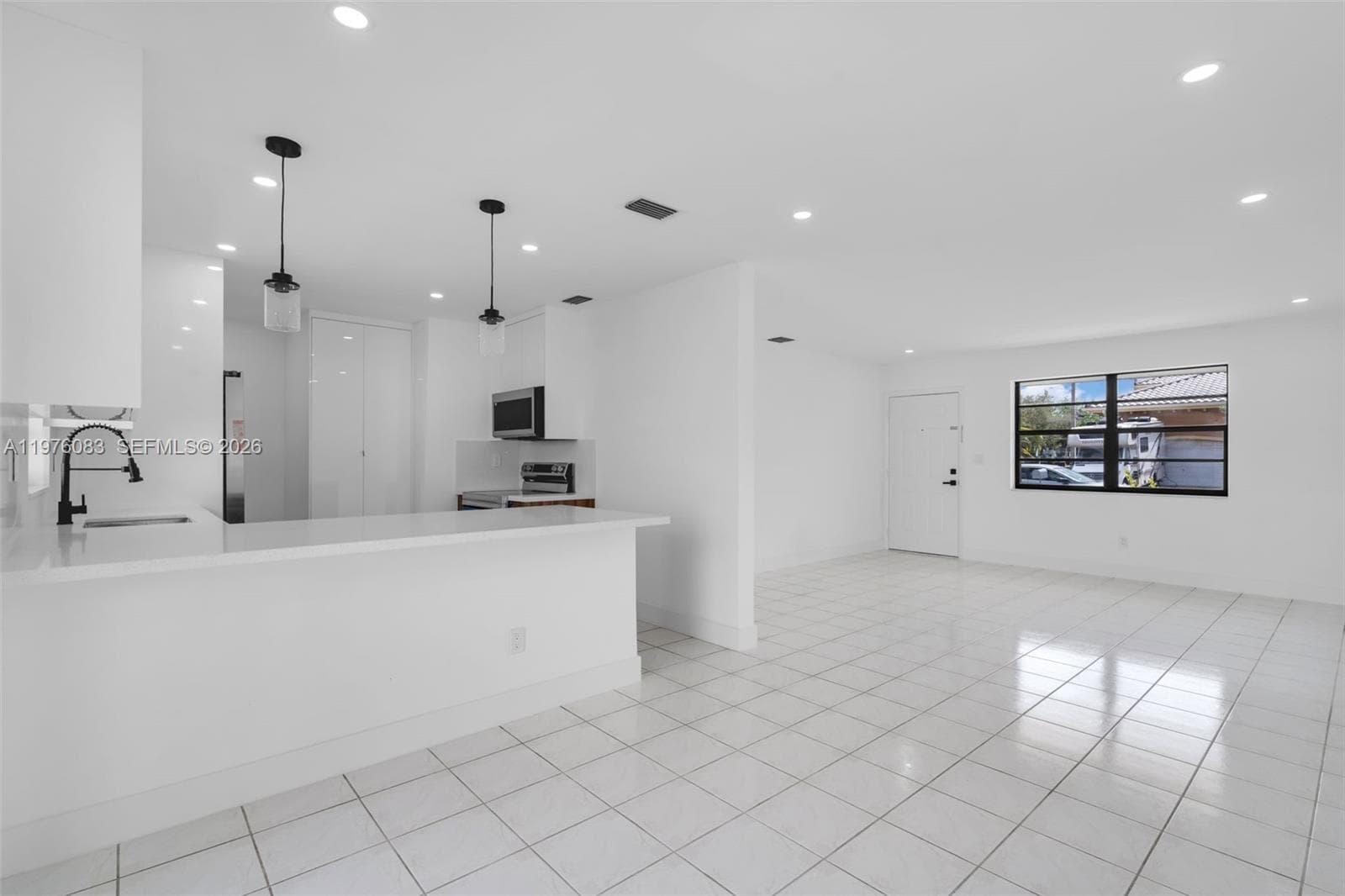 1005 W 36th Pl, Hialeah FL 33012 — 8