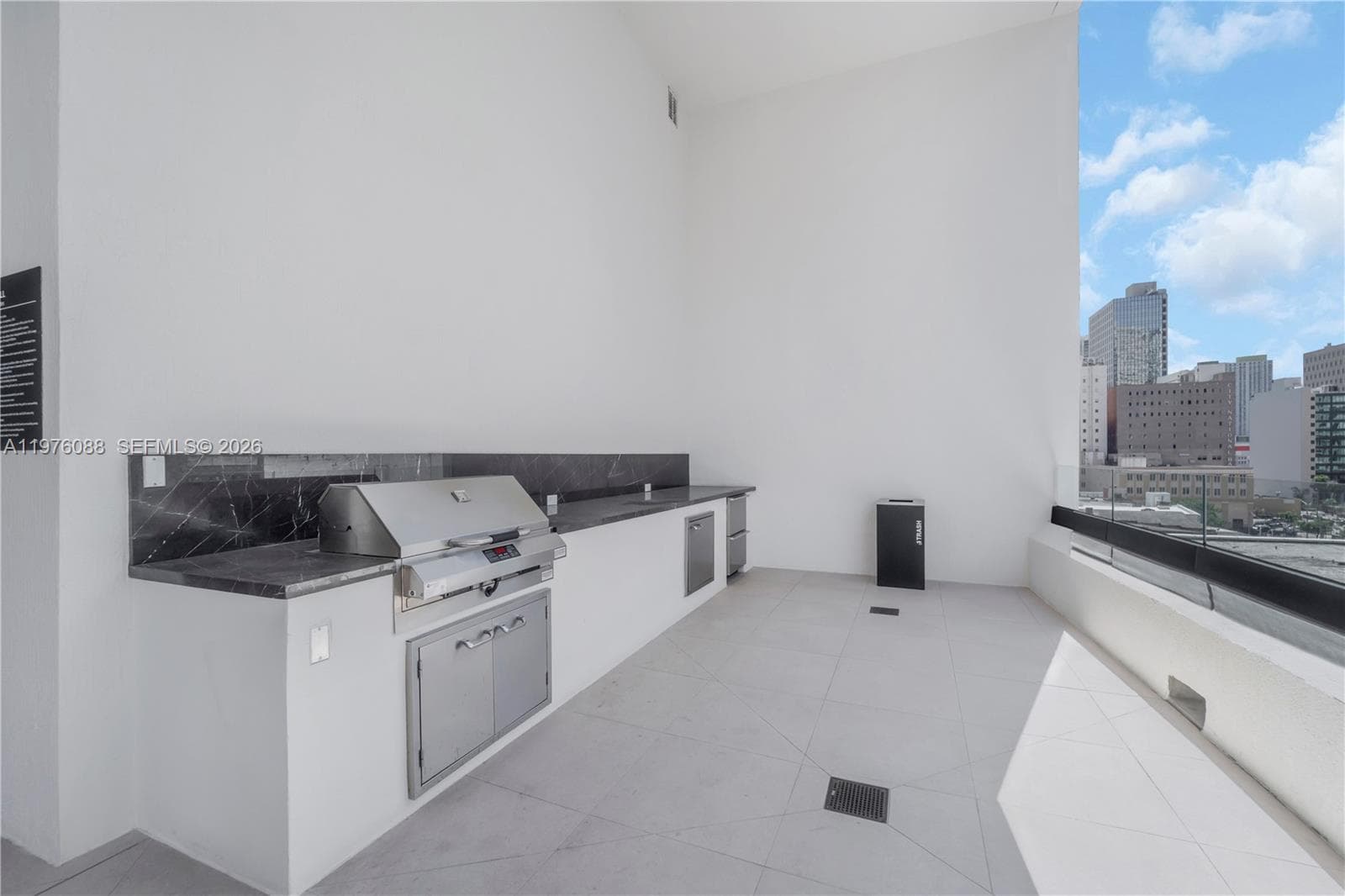225 N Miami # 3009, Miami FL 33128 — 53