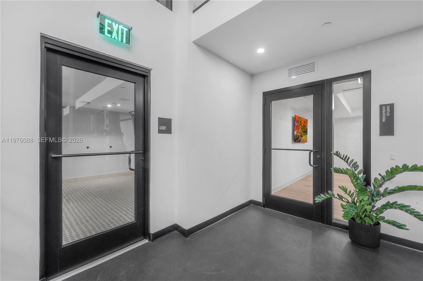 225 N Miami # 3009, Miami FL 33128 — 22