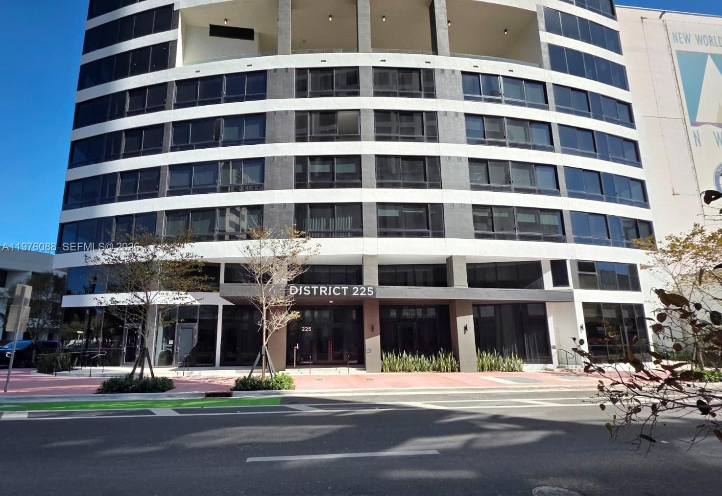 225 N Miami # 3009, Miami FL 33128 — 7