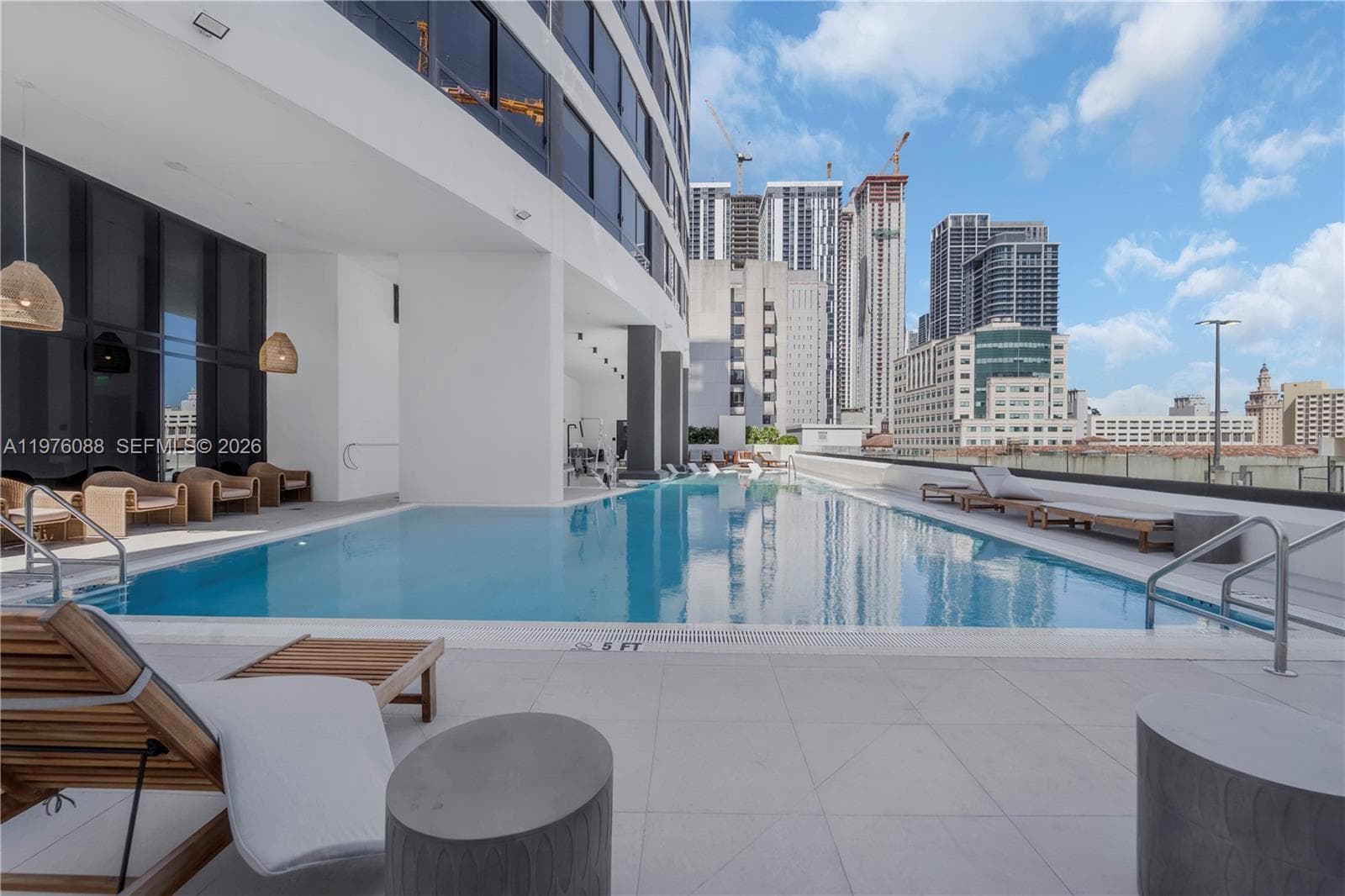 225 N Miami # 3009, Miami FL 33128 — 49