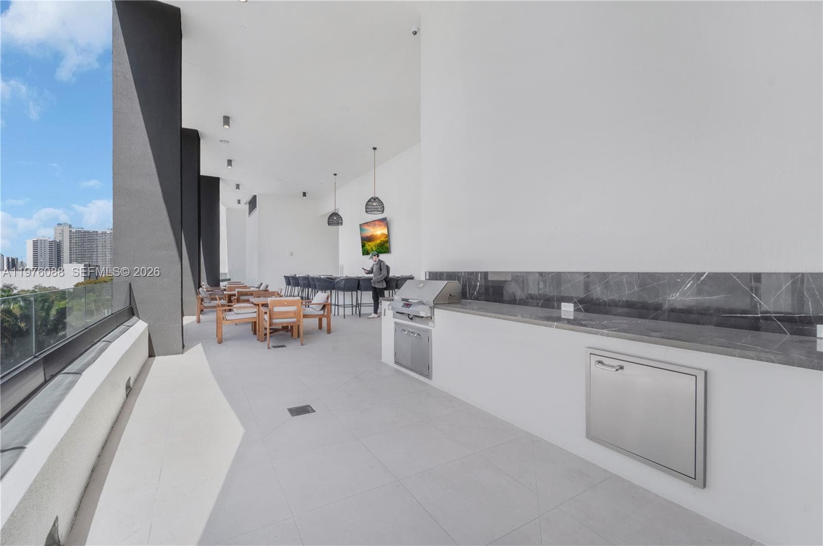 225 N Miami # 3009, Miami FL 33128 — 54