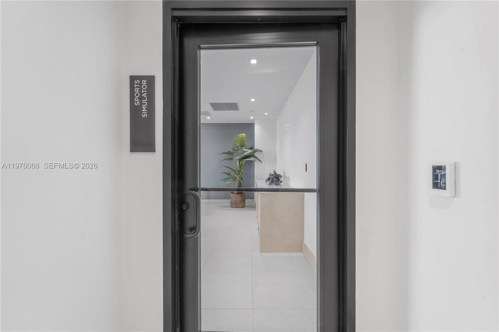 225 N Miami # 3009, Miami FL 33128 — 44