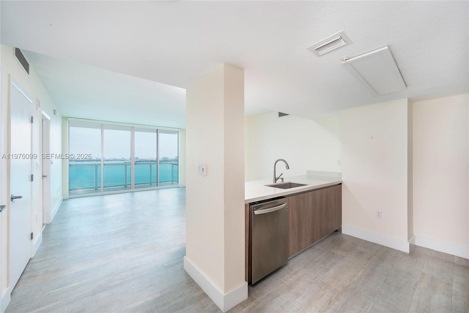 1800 N Bayshore Dr # 2503, Miami FL 33132 — 3