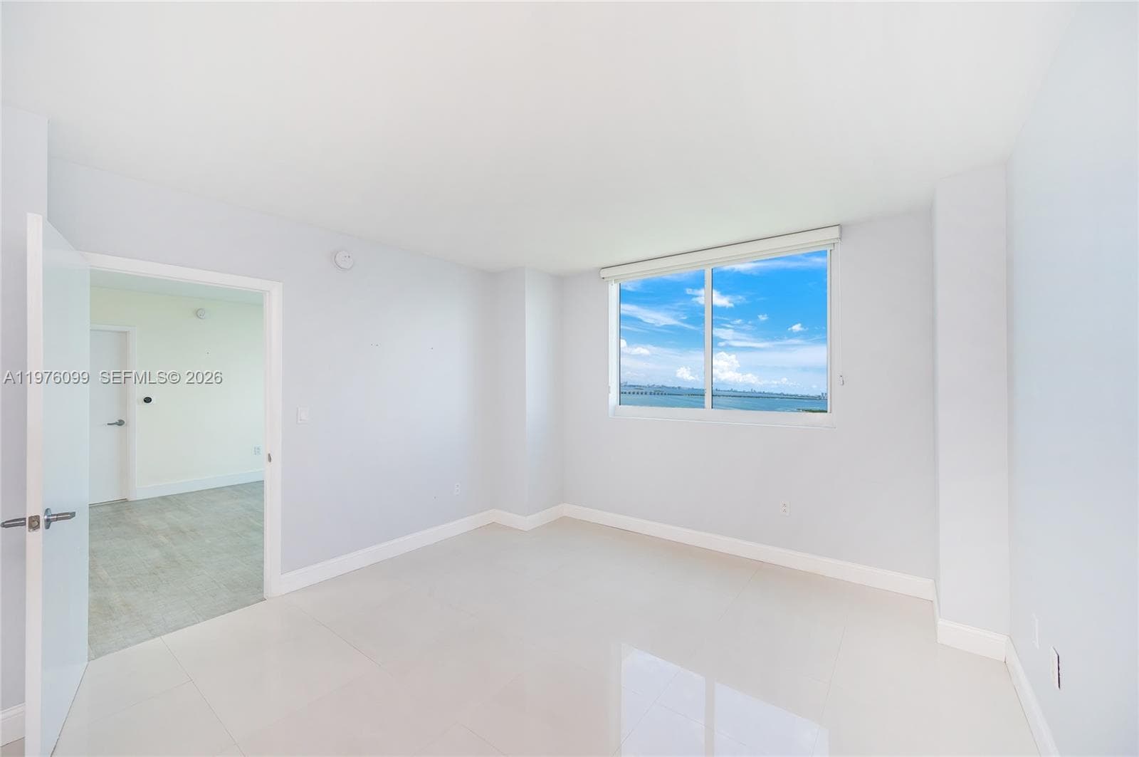1800 N Bayshore Dr # 2503, Miami FL 33132 — 11