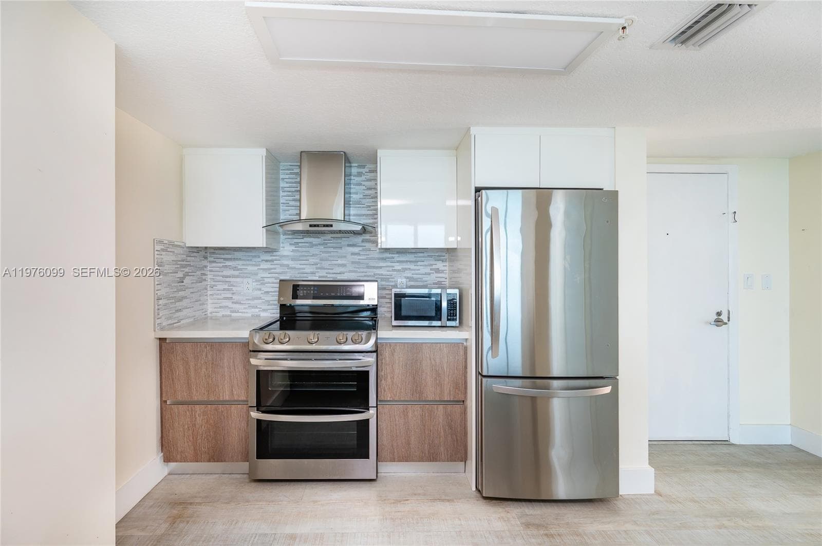1800 N Bayshore Dr # 2503, Miami FL 33132 — 8