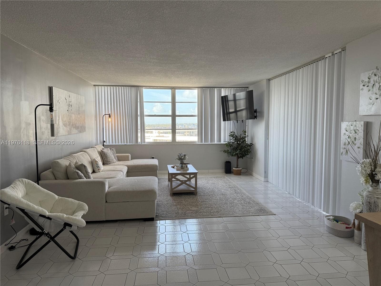 18011 Biscayne Blvd # 805, Aventura FL 33160 — 4