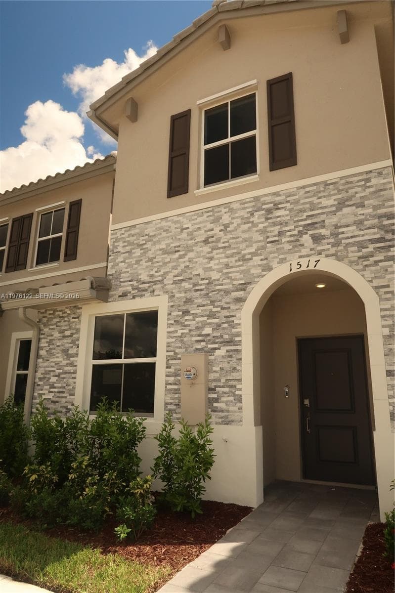 1517 SE 27th Rd, Homestead FL 33035 — 1