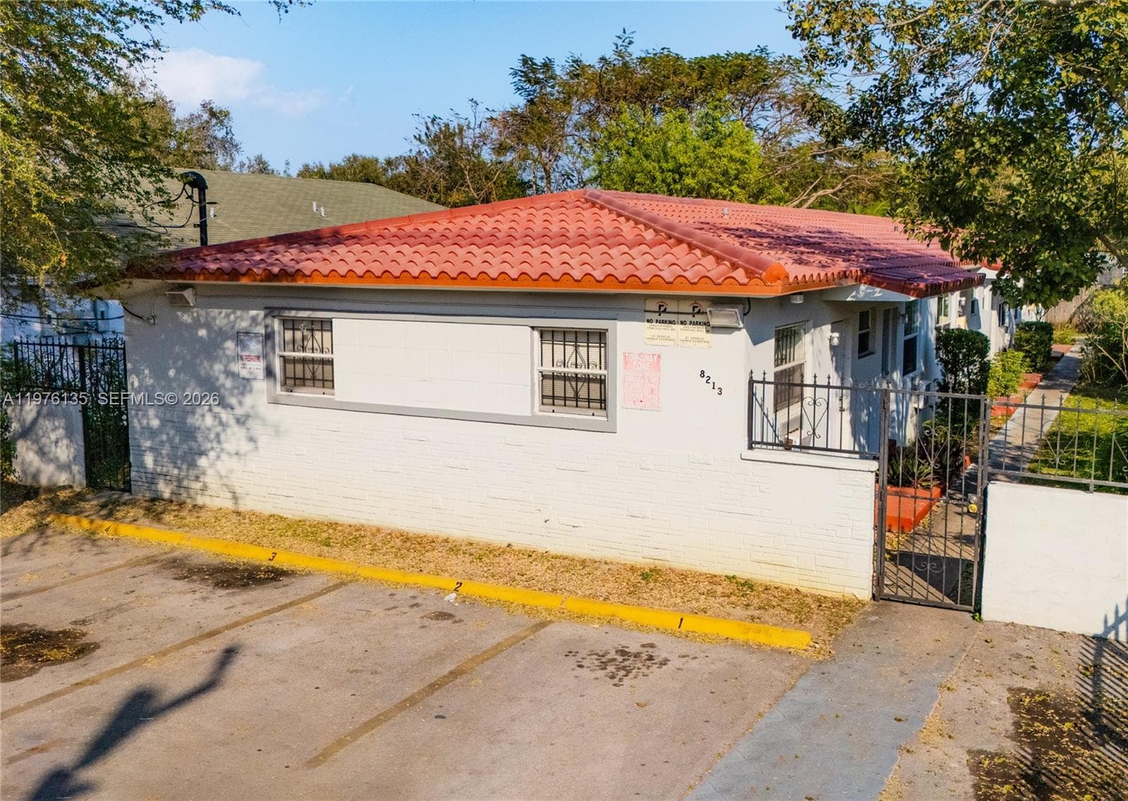 8213 NE 1st Ave, Miami FL 33138 — 5