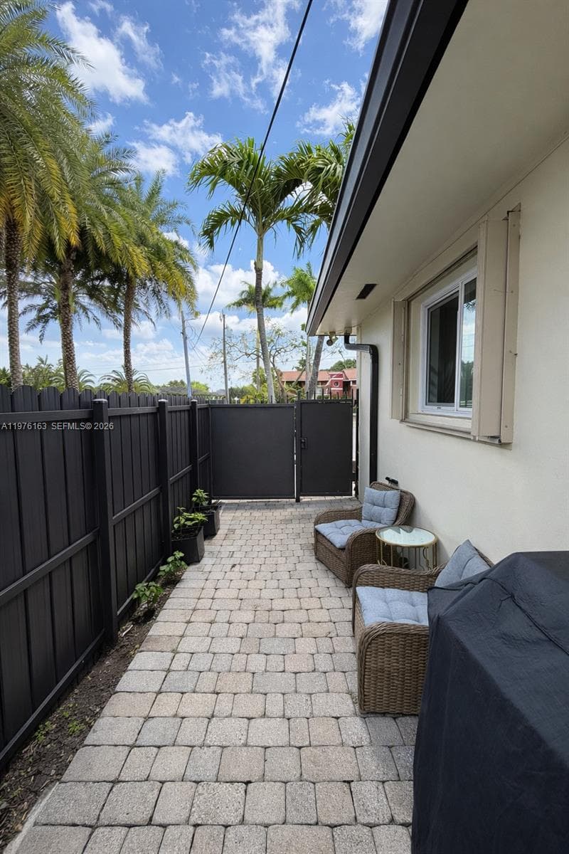 3500 SW 128th Ave, Miami FL 33175 — 4