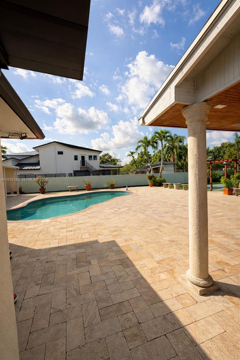 3500 SW 128th Ave, Miami FL 33175 — 21