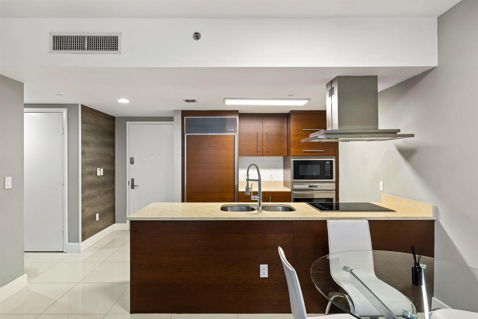 485 Brickell Avenue # 2506, Miami FL 33131 — 6