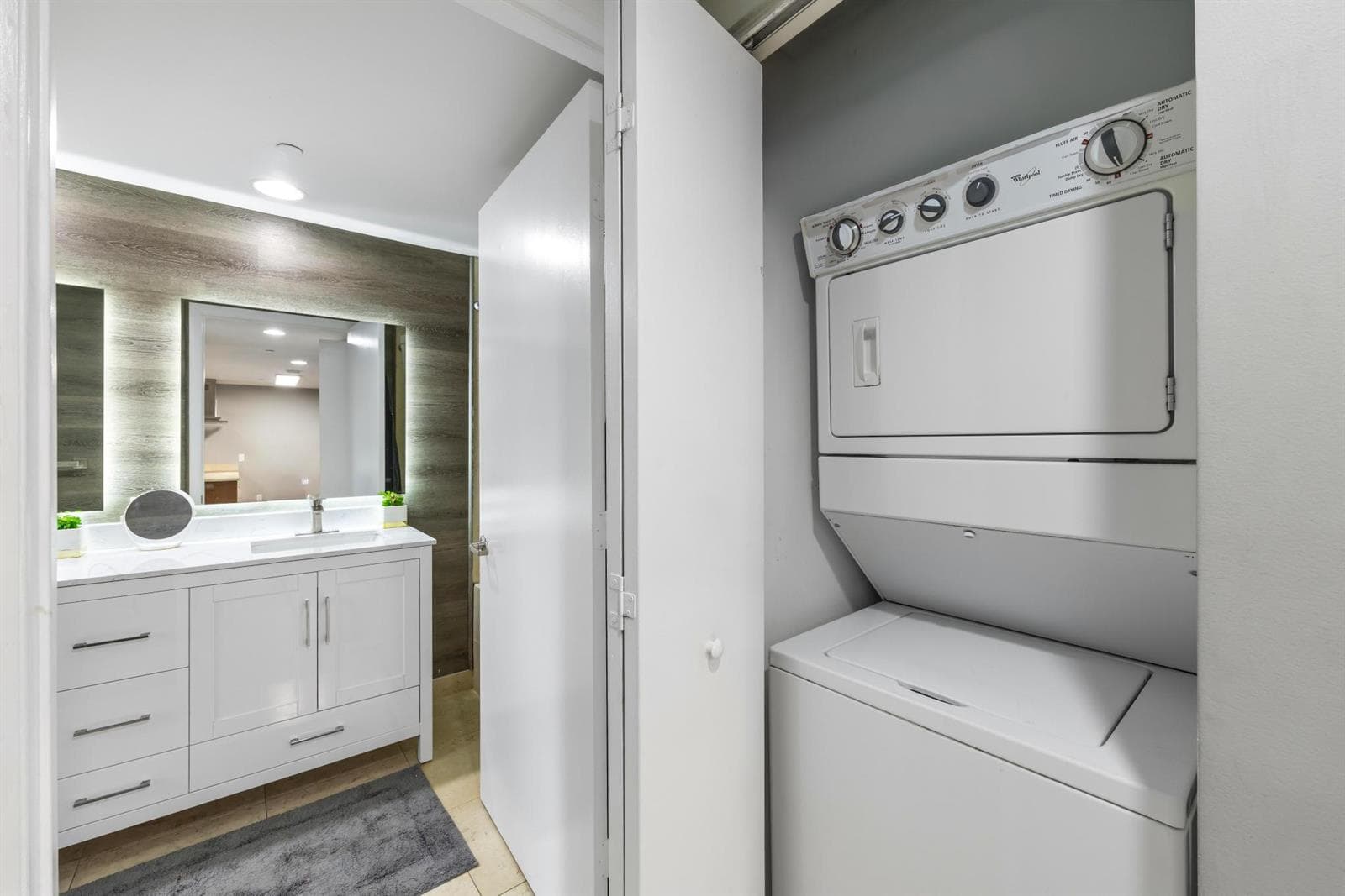485 Brickell Avenue # 2506, Miami FL 33131 — 22
