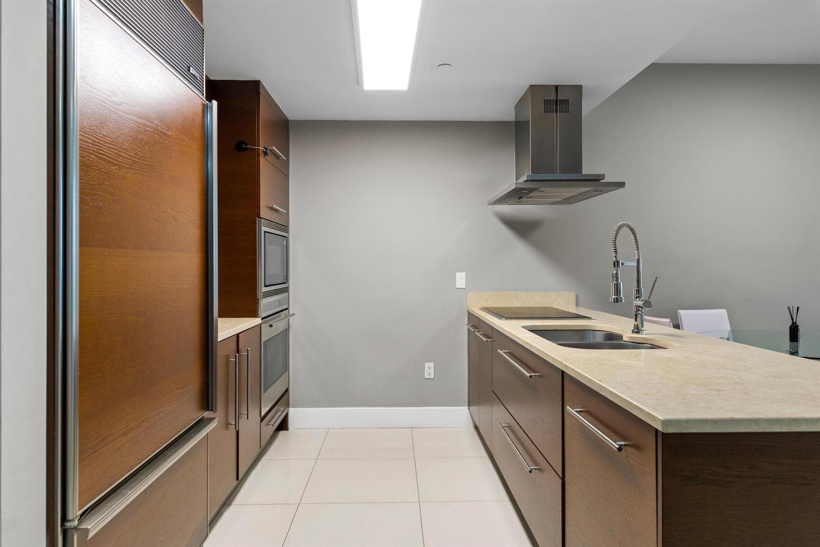 485 Brickell Avenue # 2506, Miami FL 33131 — 3