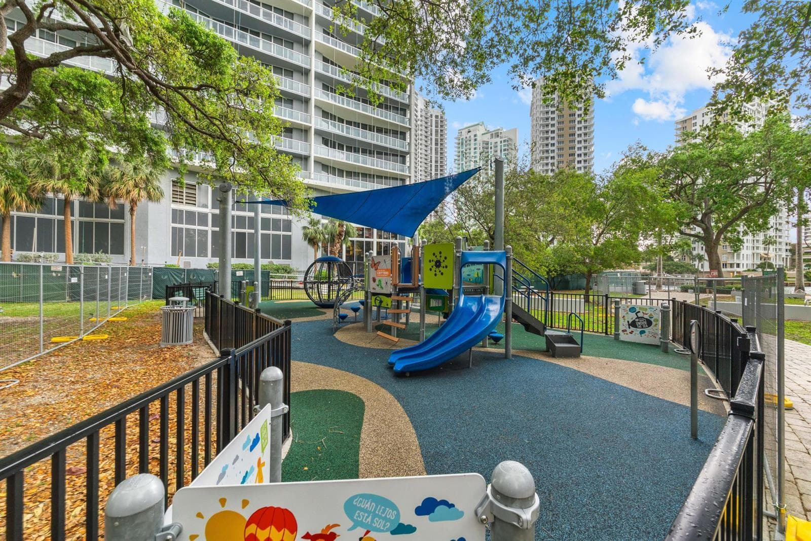 485 Brickell Avenue # 2506, Miami FL 33131 — 32