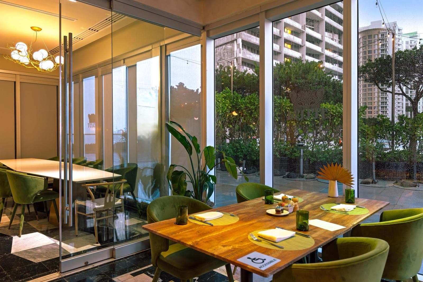 485 Brickell Avenue # 2506, Miami FL 33131 — 25