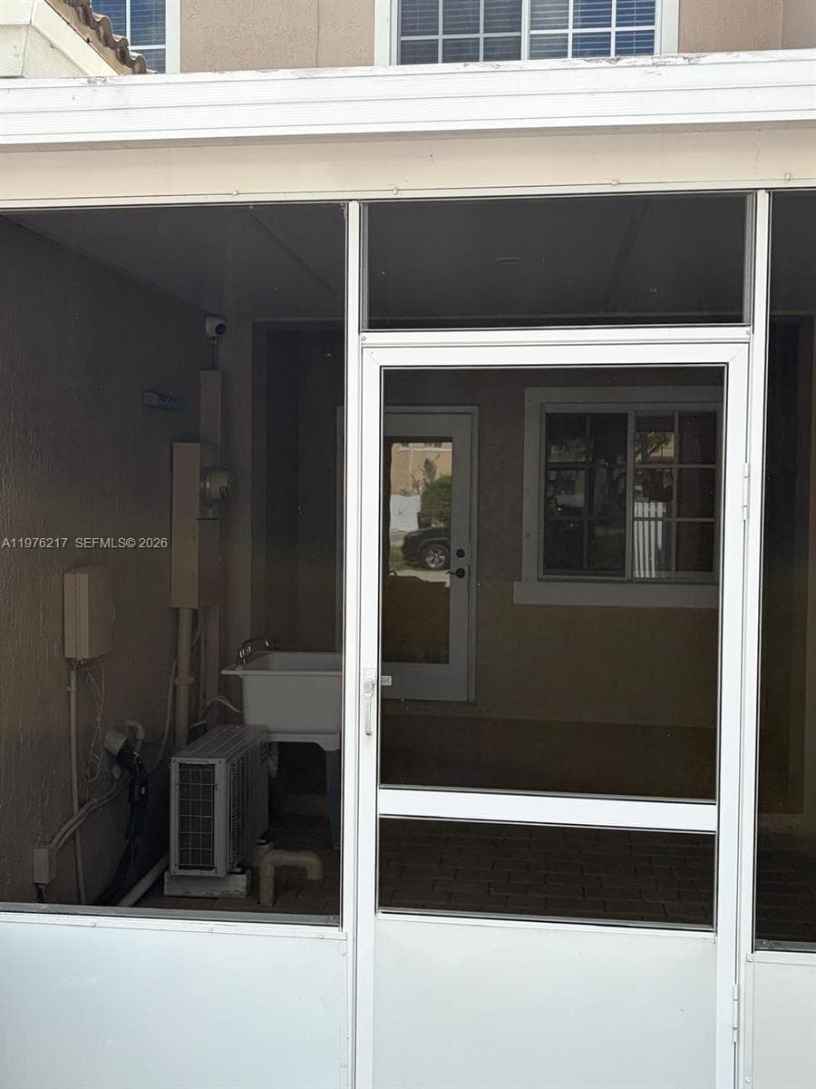 27918 SW 140th Ave # 27918, Homestead FL 33032 — 32
