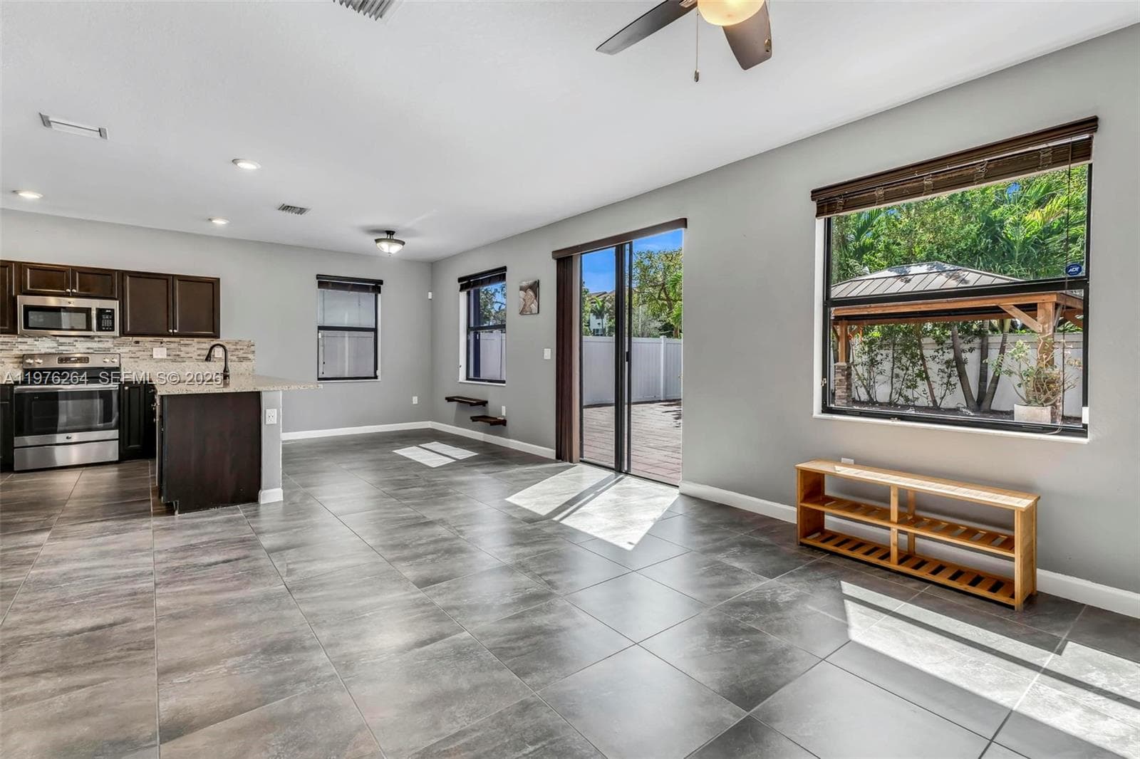 3440 W 100th Ter, Hialeah FL 33018 — 17