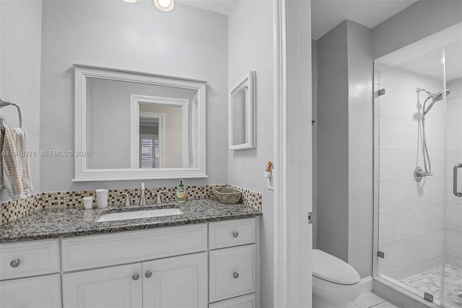 15401 SW 81 Av, Palmetto Bay FL 33157 — 18