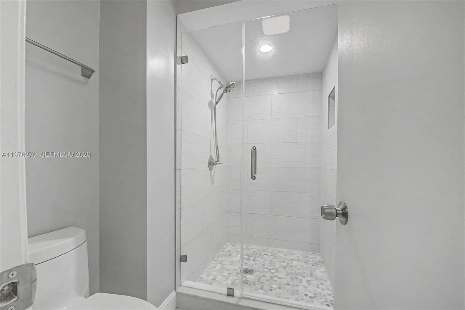 15401 SW 81 Av, Palmetto Bay FL 33157 — 19