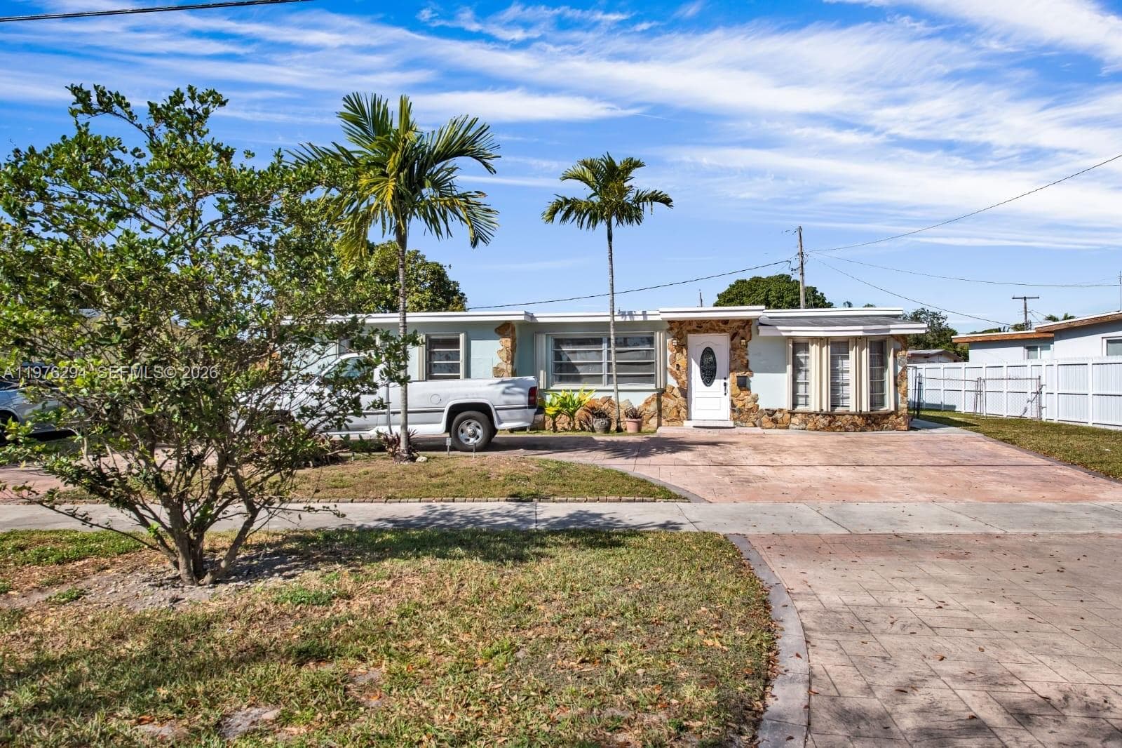 4820 SW 112th Ave, Miami FL 33165 — 25