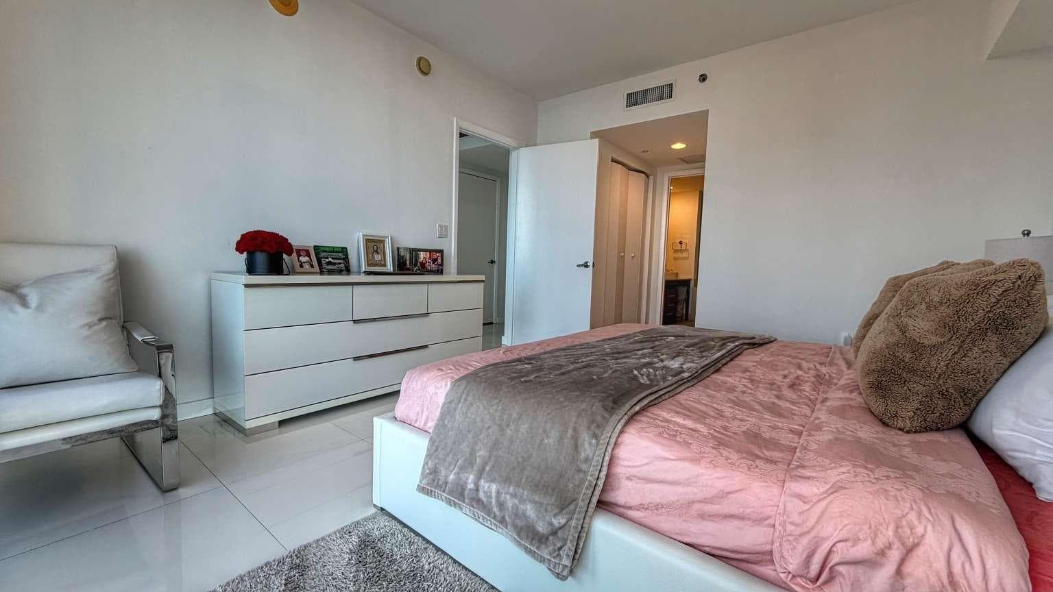 485 Brickell Avenue # 3608, Miami FL 33131 — 9