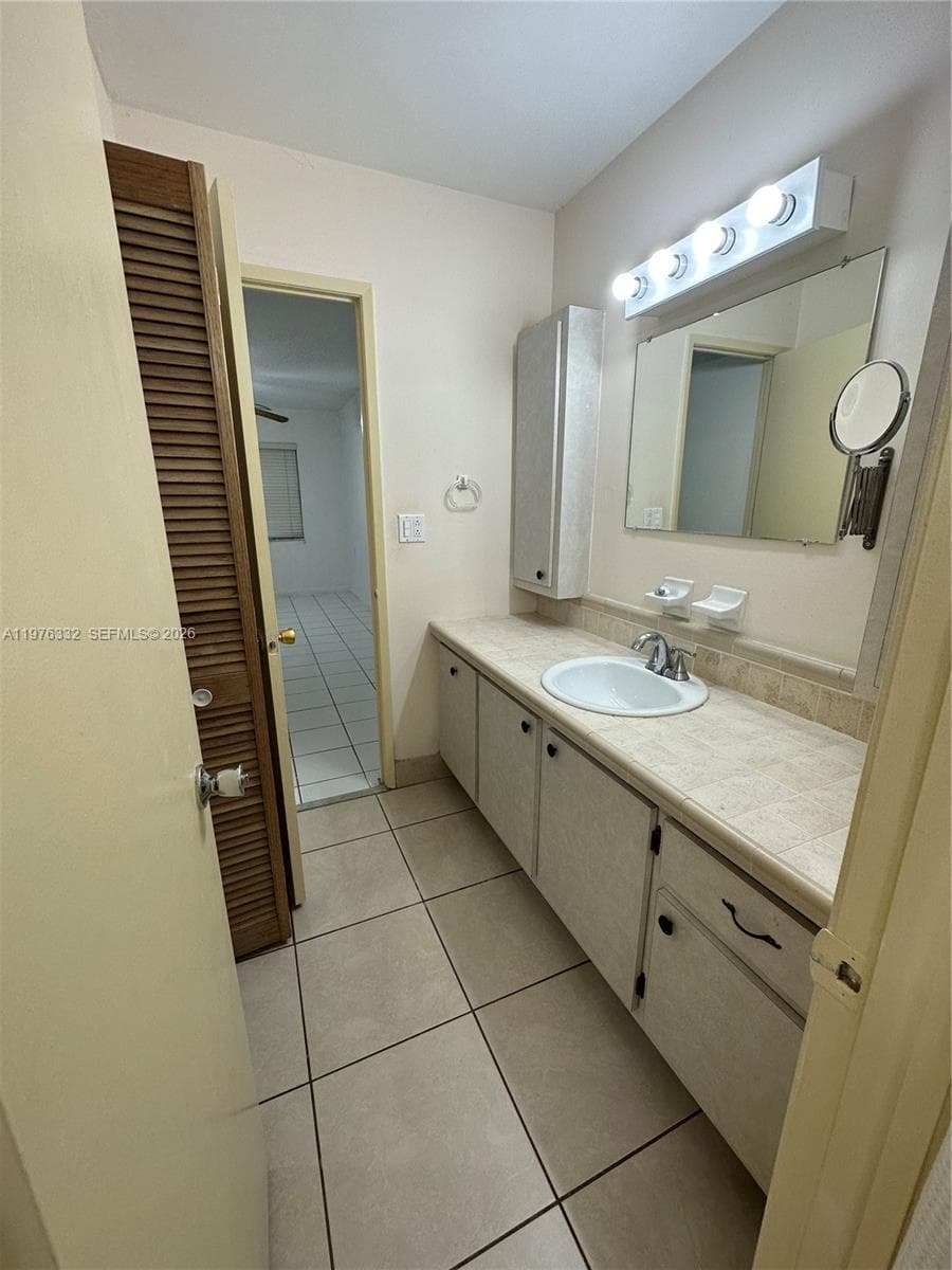 11279 SW 88th St # 210K, Miami FL 33176 — 10