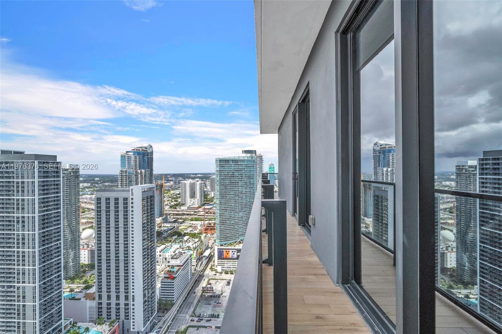 398 NE 5th St # 4701, Miami FL 33132 — 45