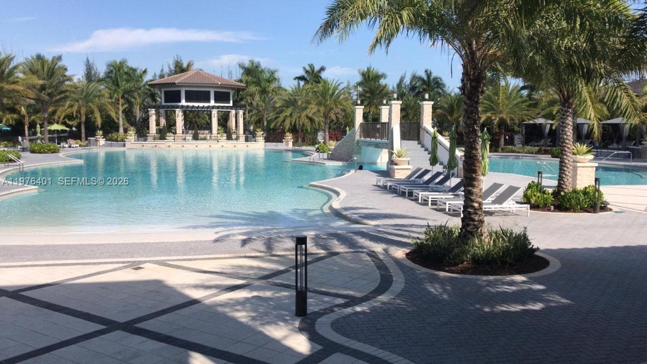 10431 NW 82nd St # 5, Doral FL 33178 — 17