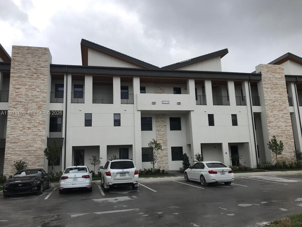 10431 NW 82nd St # 5, Doral FL 33178 — 1