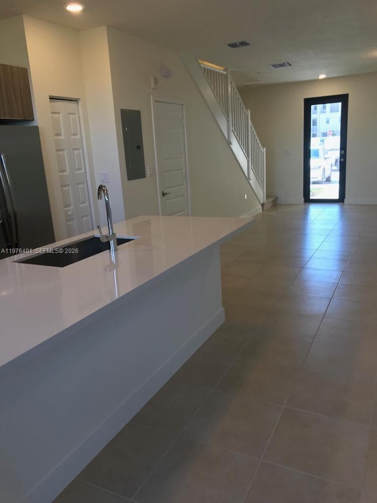 10431 NW 82nd St # 5, Doral FL 33178 — 5