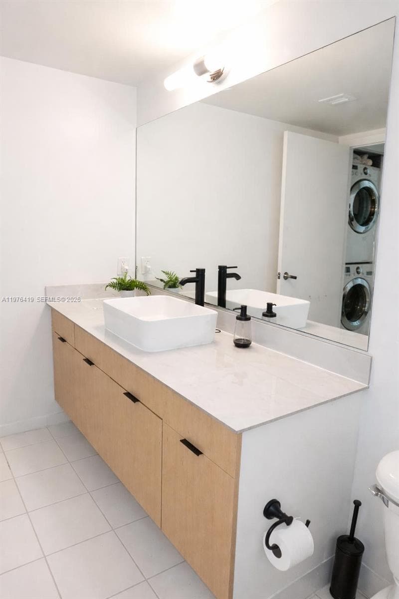 1861 NW S River Dr # 1501, Miami FL 33125 — 12