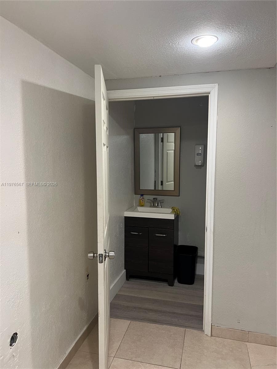 149 Bentley Dr # 149A, Miami Springs FL 33166 — 6