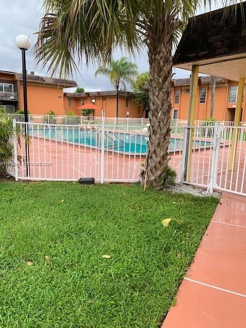 9493 SW 76th St # L4, Miami FL 33173 — 28