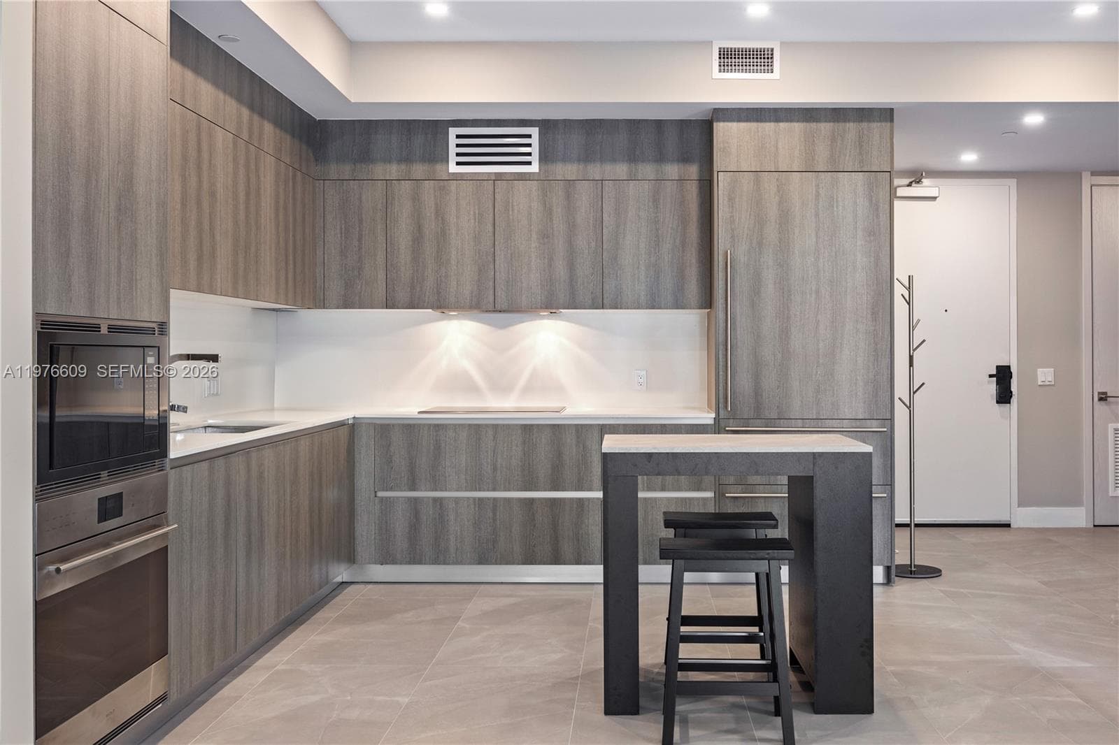 17550 Collins Ave # 502, Sunny Isles Beach FL 33160 — 18