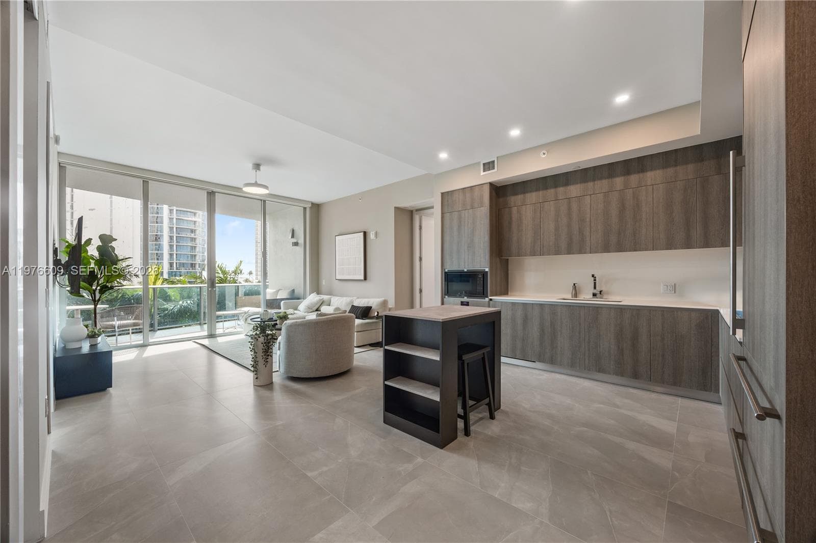 17550 Collins Ave # 502, Sunny Isles Beach FL 33160 — 21