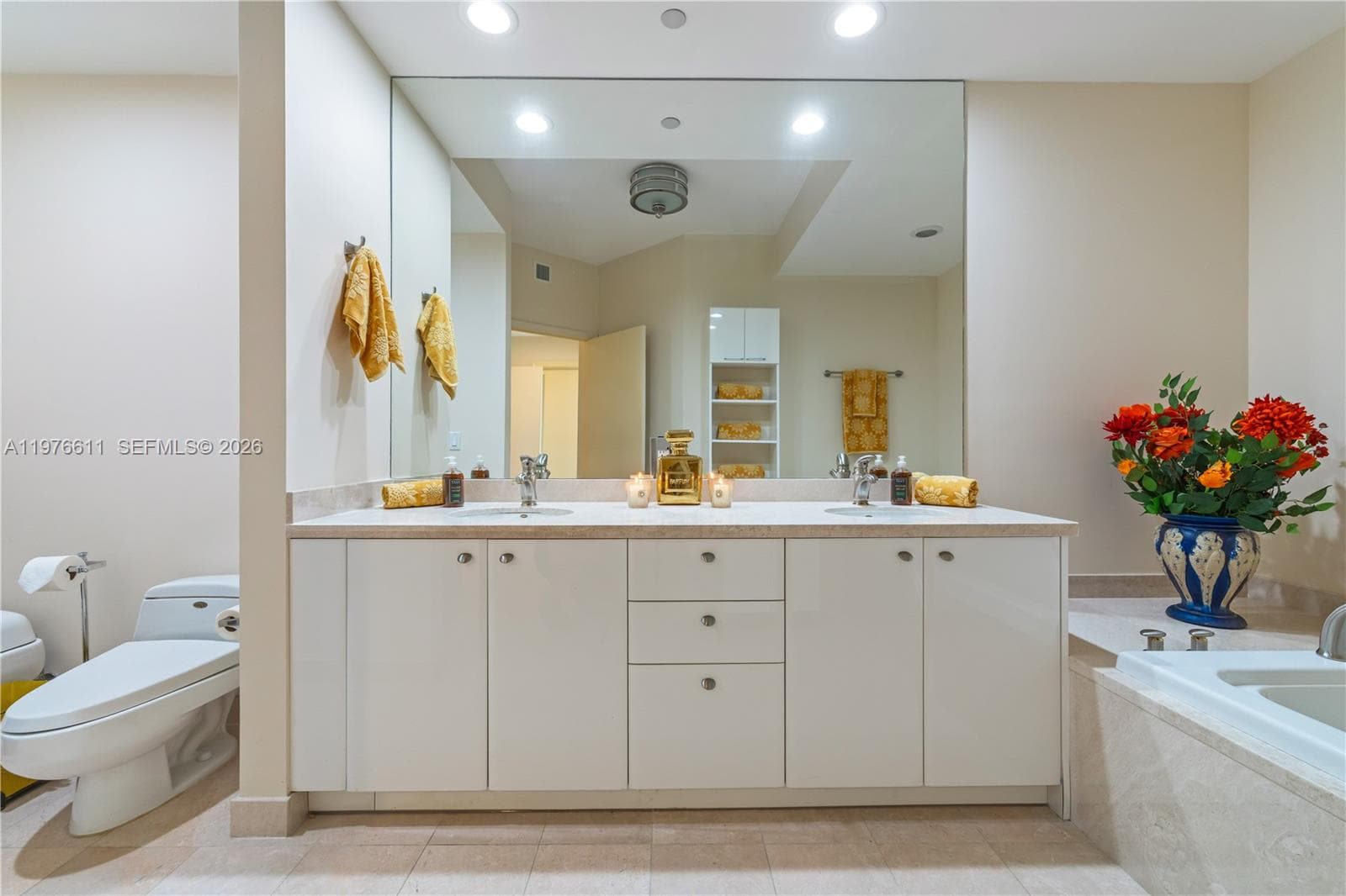 16500 Collins Ave, Sunny Isles Beach FL 33160 — 20