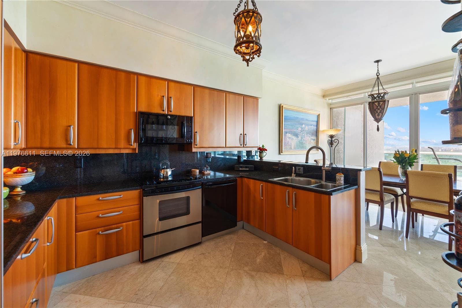 16500 Collins Ave, Sunny Isles Beach FL 33160 — 14
