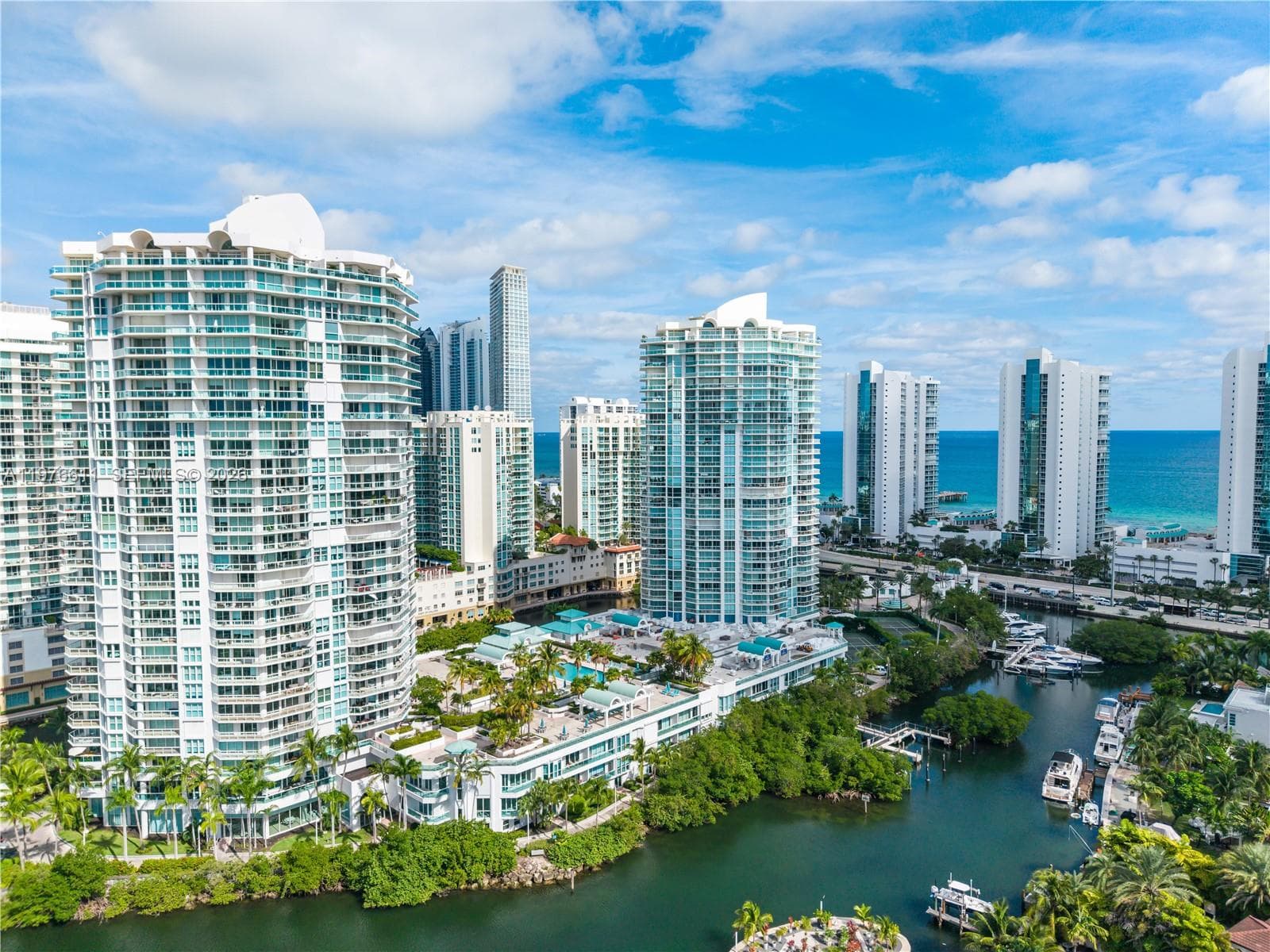 16500 Collins Ave, Sunny Isles Beach FL 33160 — 44