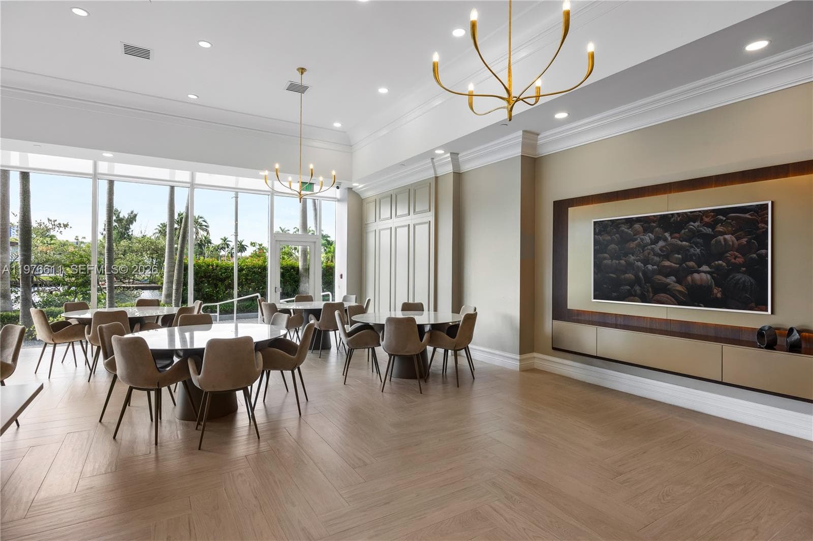 16500 Collins Ave, Sunny Isles Beach FL 33160 — 35