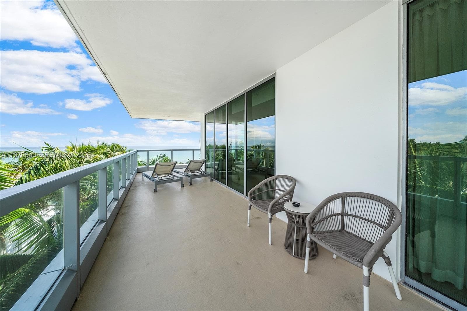 4391 Collins Ave # 410, Miami Beach FL 33140 — 5