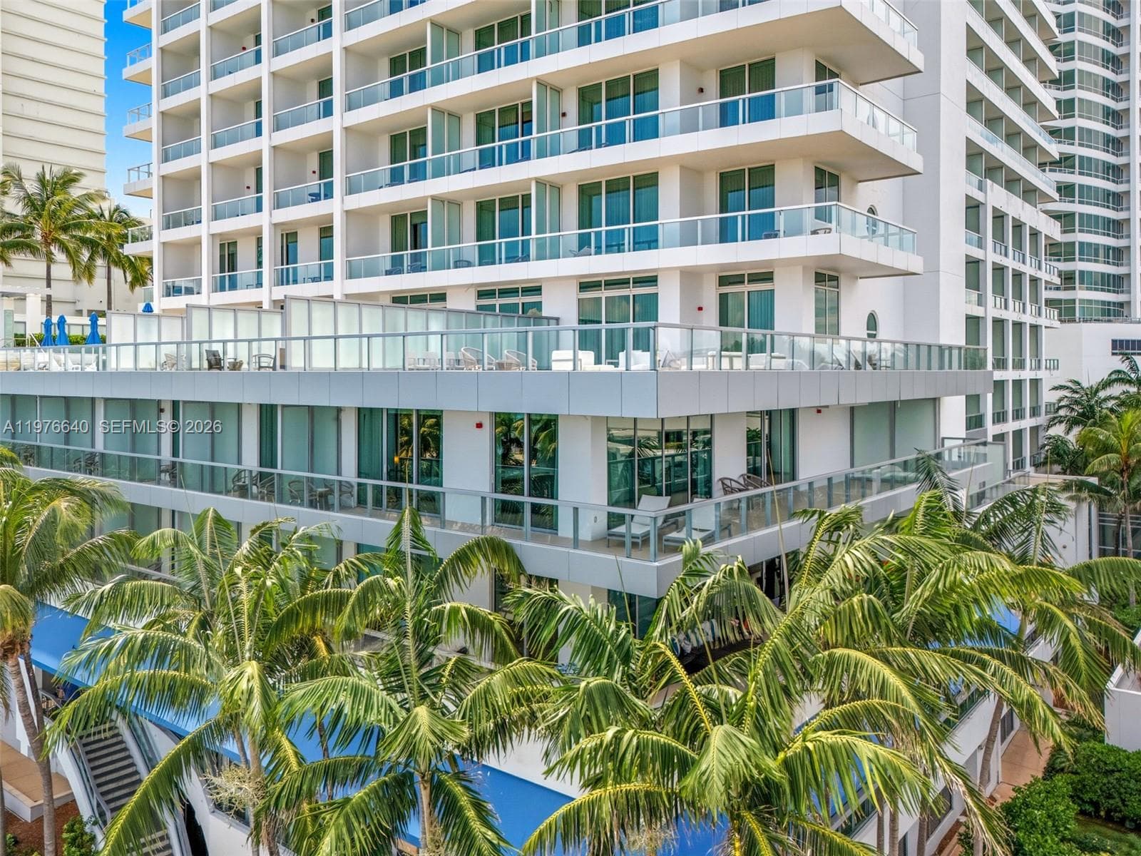 4391 Collins Ave # 410, Miami Beach FL 33140 — 24
