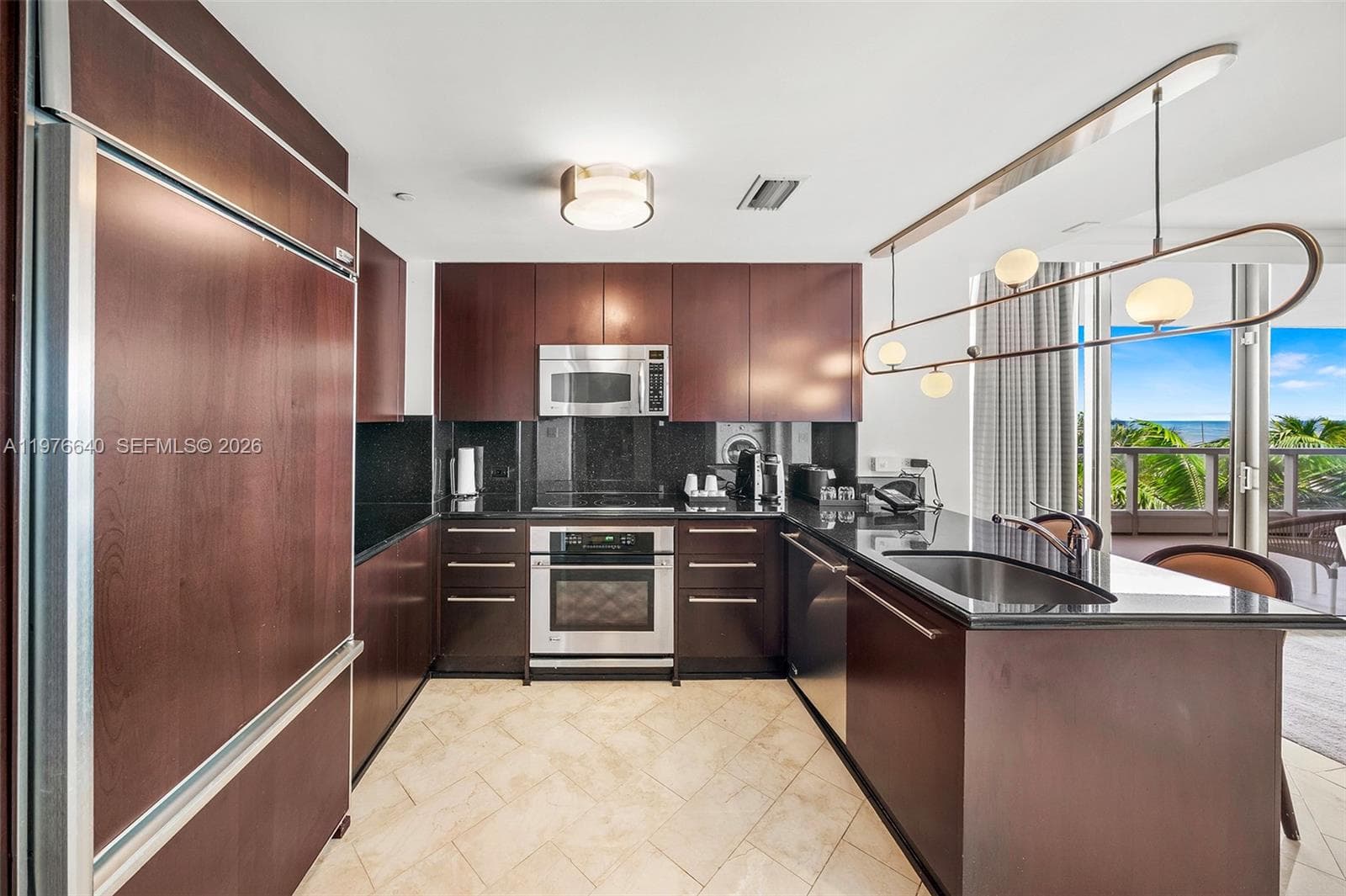 4391 Collins Ave # 410, Miami Beach FL 33140 — 8