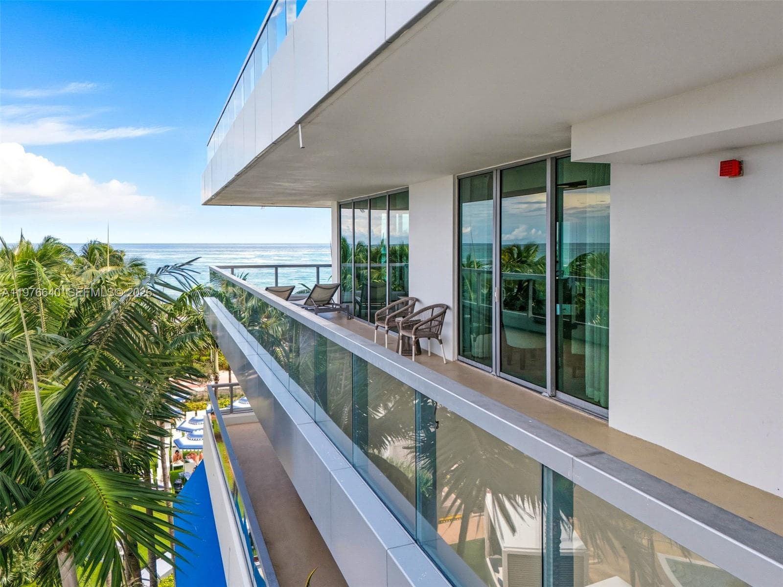 4391 Collins Ave # 410, Miami Beach FL 33140 — 25