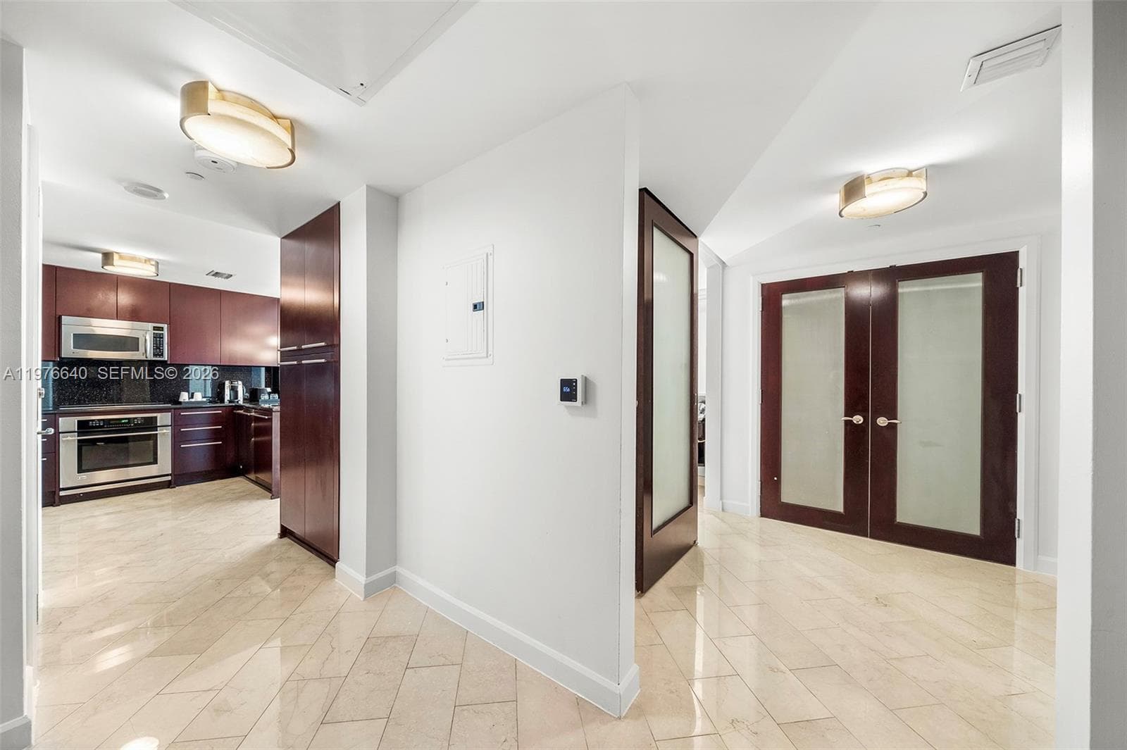 4391 Collins Ave # 410, Miami Beach FL 33140 — 21