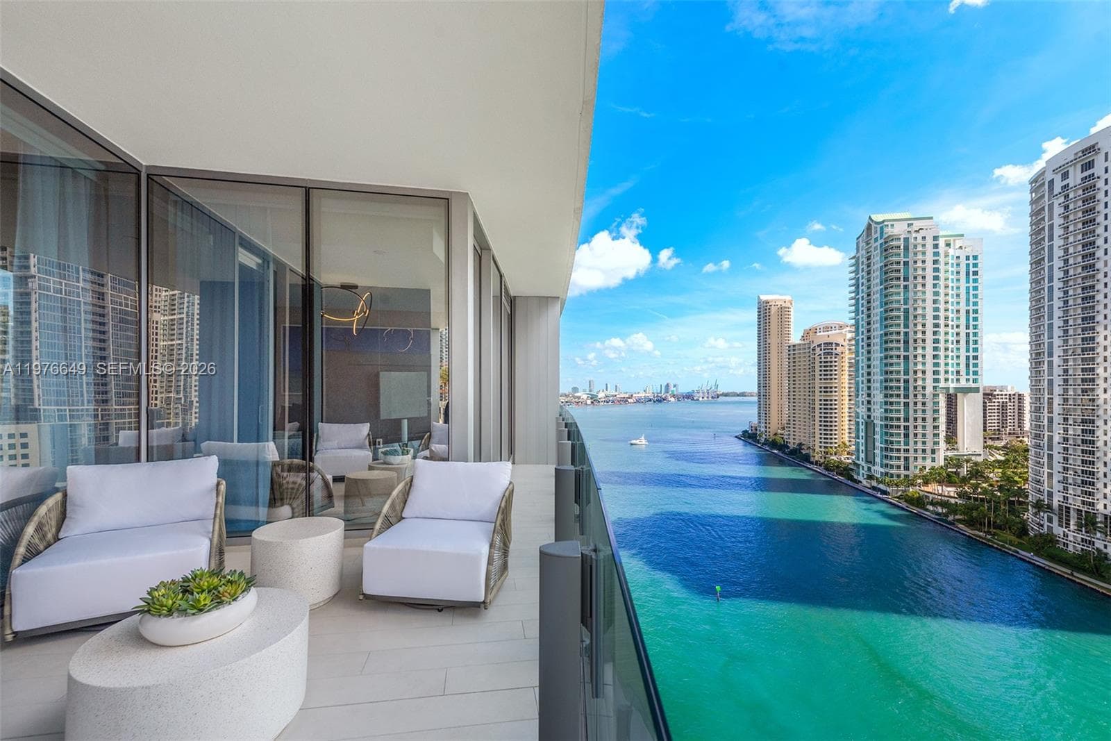 300 Biscayne Blvd Way # 1605, Miami FL 33131 — 23