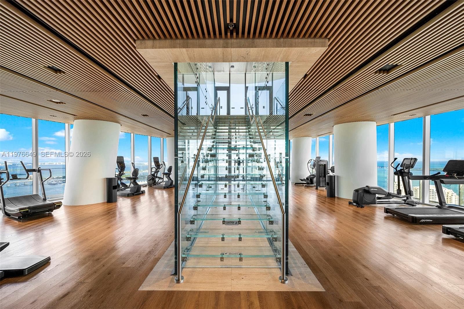 300 Biscayne Blvd Way # 1605, Miami FL 33131 — 35