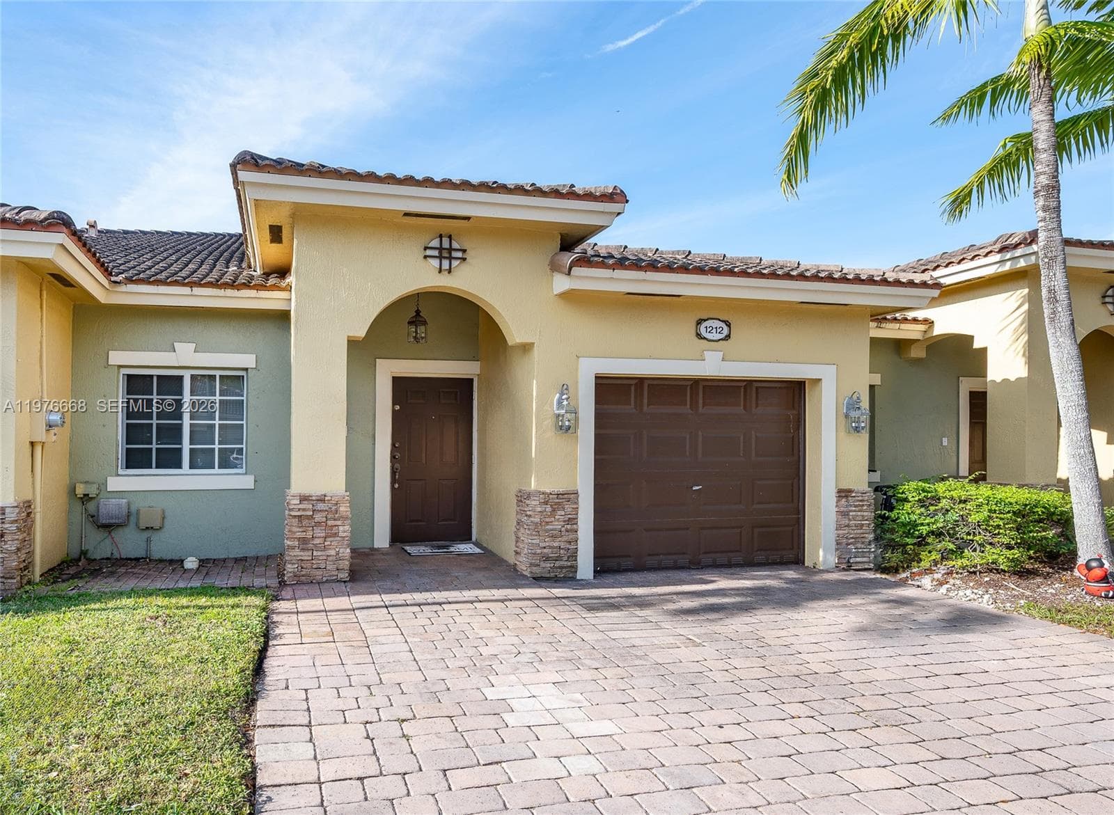 1212 NE 32nd Ter, Homestead FL 33033 — 4